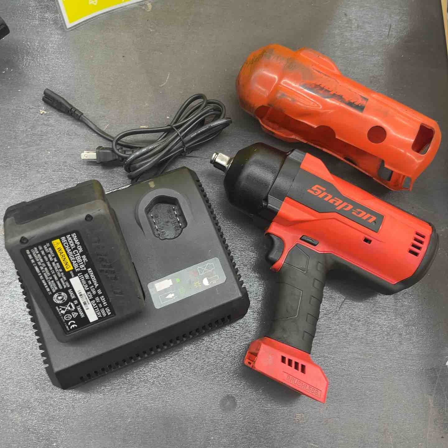 スナップオン 1 2 18V 電動インパクトレンチ セット CT9075 Snap-on 充電式バッテリー1個 充電器1個 越谷店