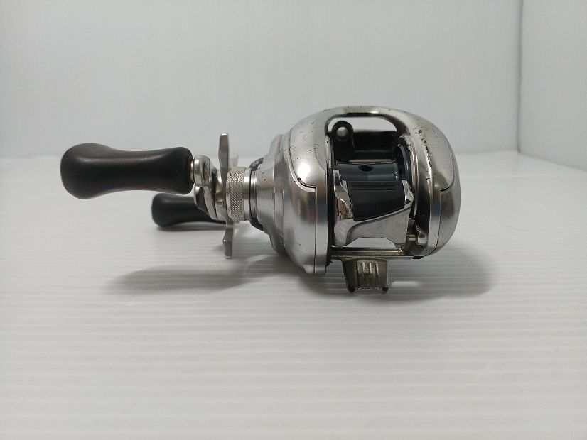 品】SHIMANO シマノ nium 16メタニウム HG MGL 左 ベイトリール 〇YR