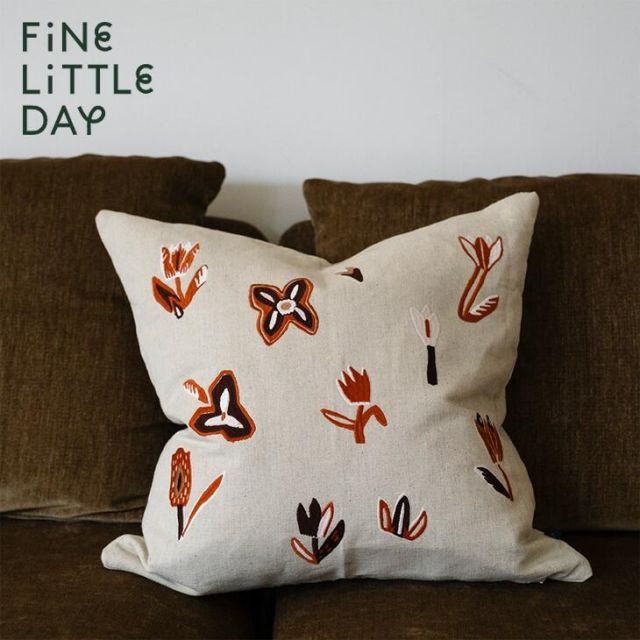 FINE LITTLE DAY TULIP CUSHION COVER - RED no.1748 48x48cm クッションカバー ファインリトルデイ