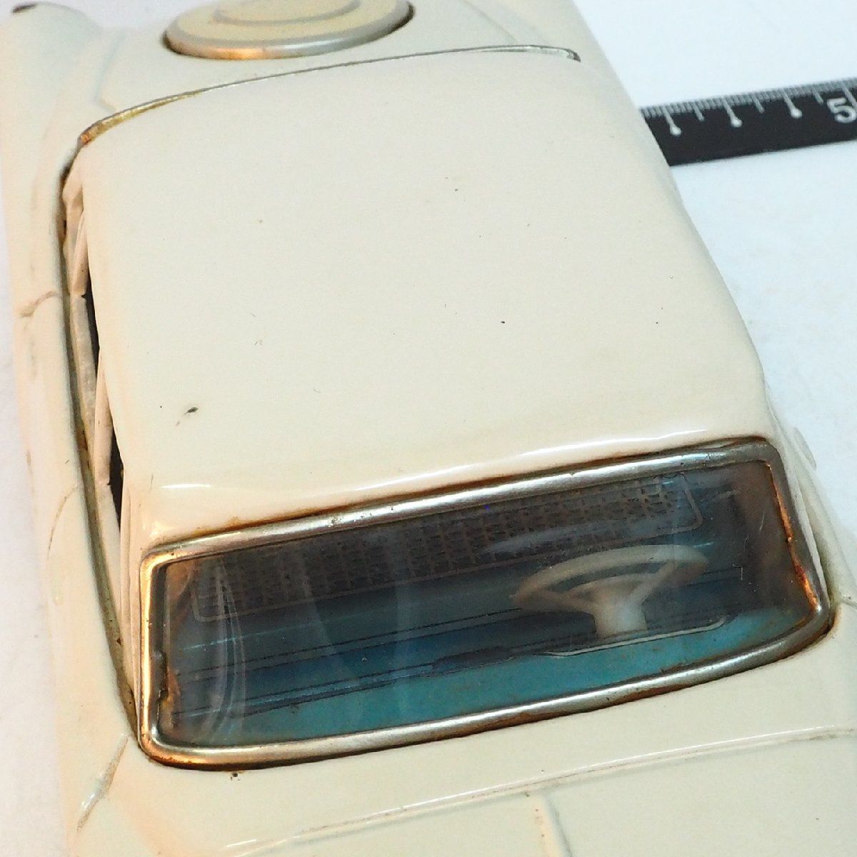 萬代屋【CHRYSLER VALIANT クライスラー バリアント セダン白