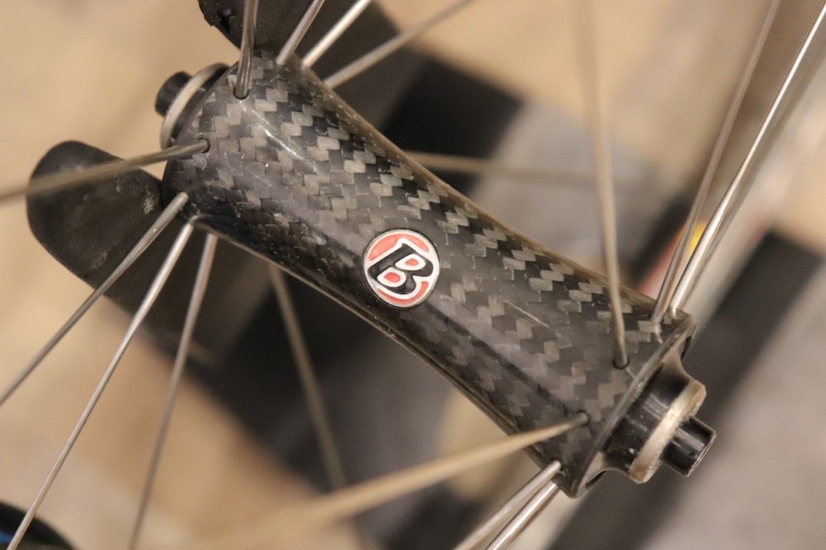 ボントレガー BONTRAGER RACE XXX LITE カーボン クリンチャー