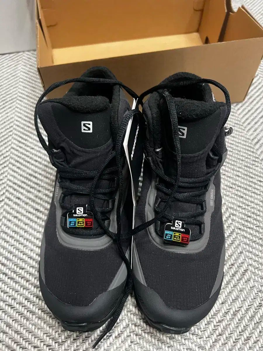 SALOMON サロモン シェルター 265mm