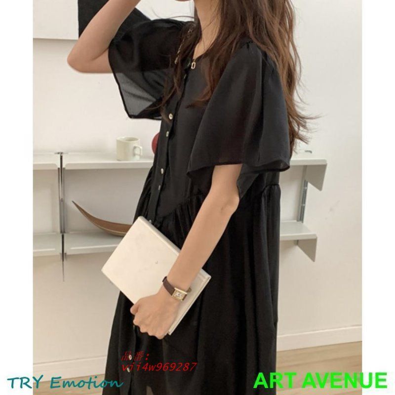 シアーワンピース