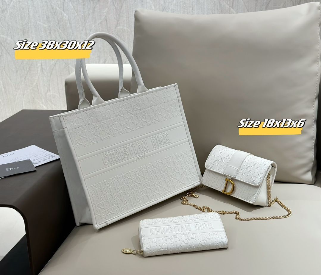 美品 ディオール DIOR ネイビーラメ文字盤 レディース 腕時計 F566 2024 Edition] You'll want to look at it forever! 7