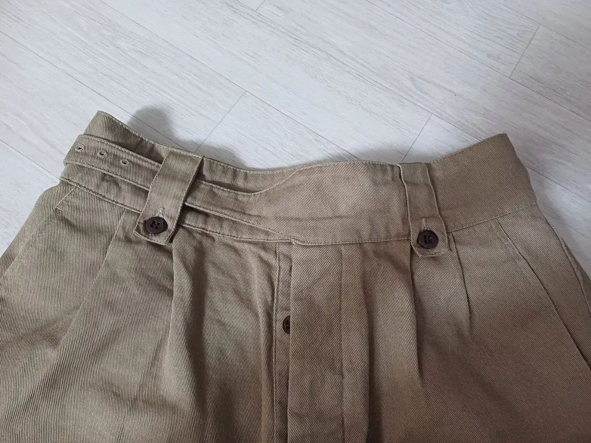 パンツ