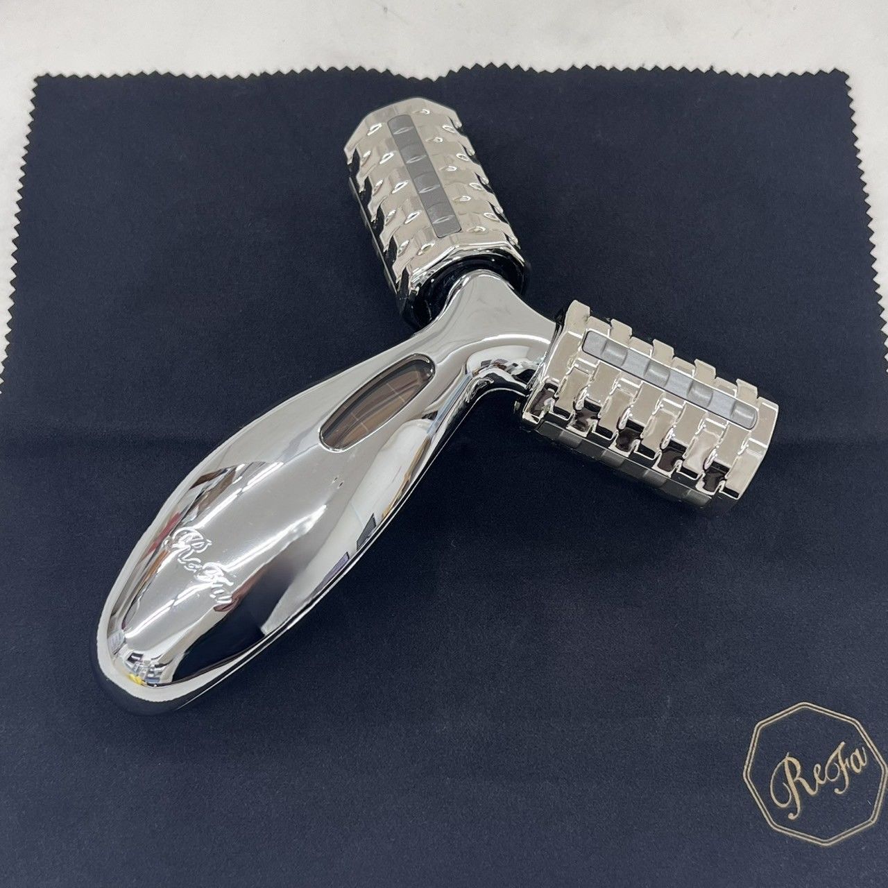 ReFa 正規品美顔ローラー 専用ポーチ付き リファ ReFa リファカラット 美顔ローラー 専用ポーチ付き