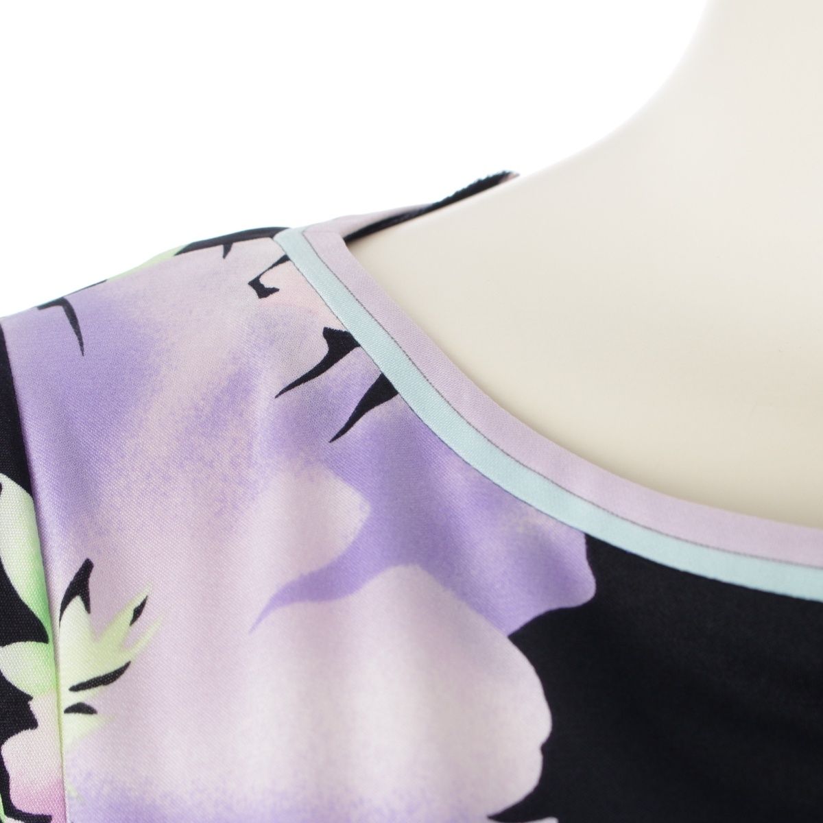 0360303 パープル