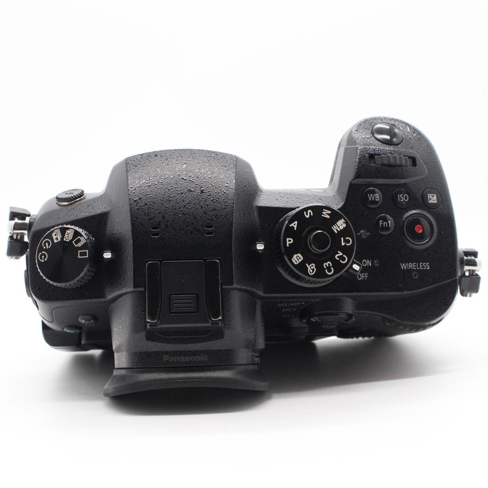 Panasonic LUMIX DC-GH5 ボディ ショット数3244回 - メルカリ Panasonic LUMIX DC-GH5 ボディ ショット数3244回 - メルカリ
