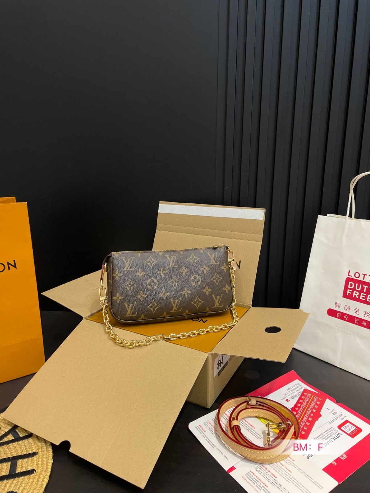 💰1360折りたたみ式ギフトボックス LV ivy麻雀バッグ 限定砂丘色
