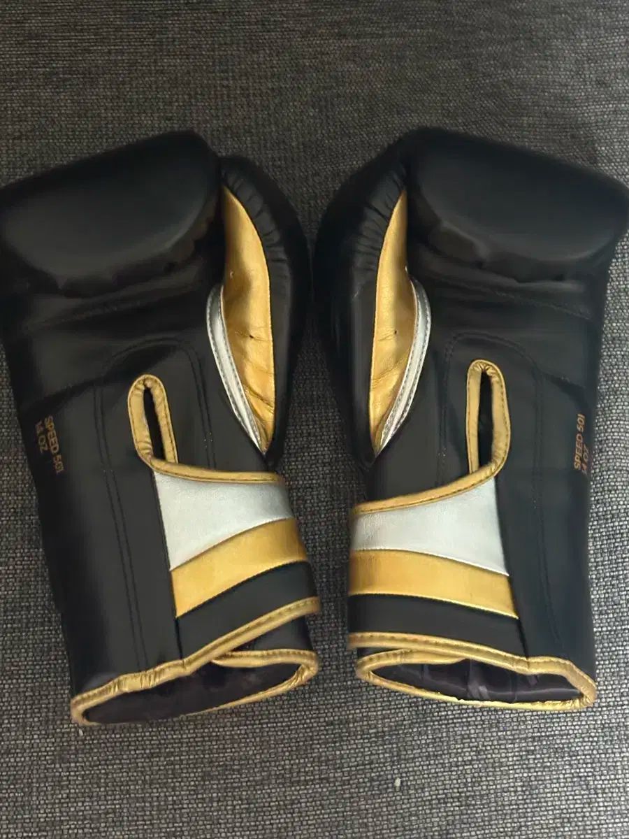  adidas アディダス ボクシング グローブ スピード 501 14 オンス その他 ボクシング