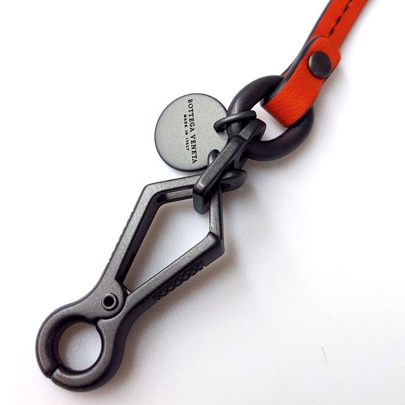 未使用　BOTTEGA VENETA　ブタ　エナメル　バッグチャーム BOTTEGA VENETA/ボッテガヴェネタ 新品・ アウトレット ブタ エナメル