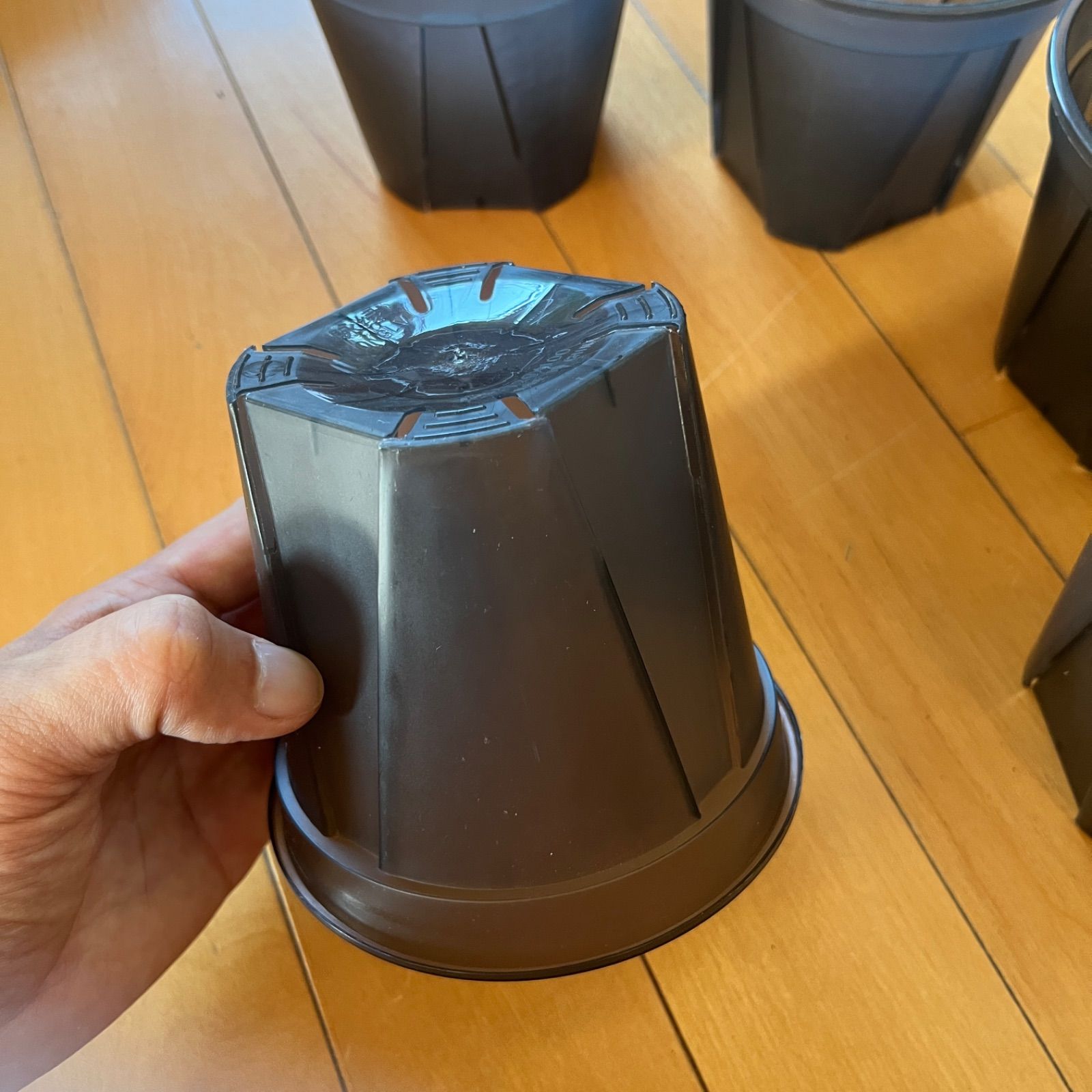 専用❤️同梱-150円メルカリ便発送透明鉢 中120個 植木鉢 受皿 2枚 直径30cm以上 樹脂製 友膳 you-zen - メルカリ
