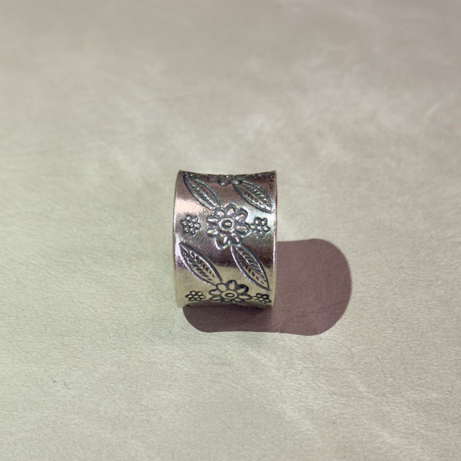 カレンシルバー リング 植物モチーフ レディース ハンドメイド カレン族シルバー リング 11号～25号 フリーサイズ 指輪 幅広
