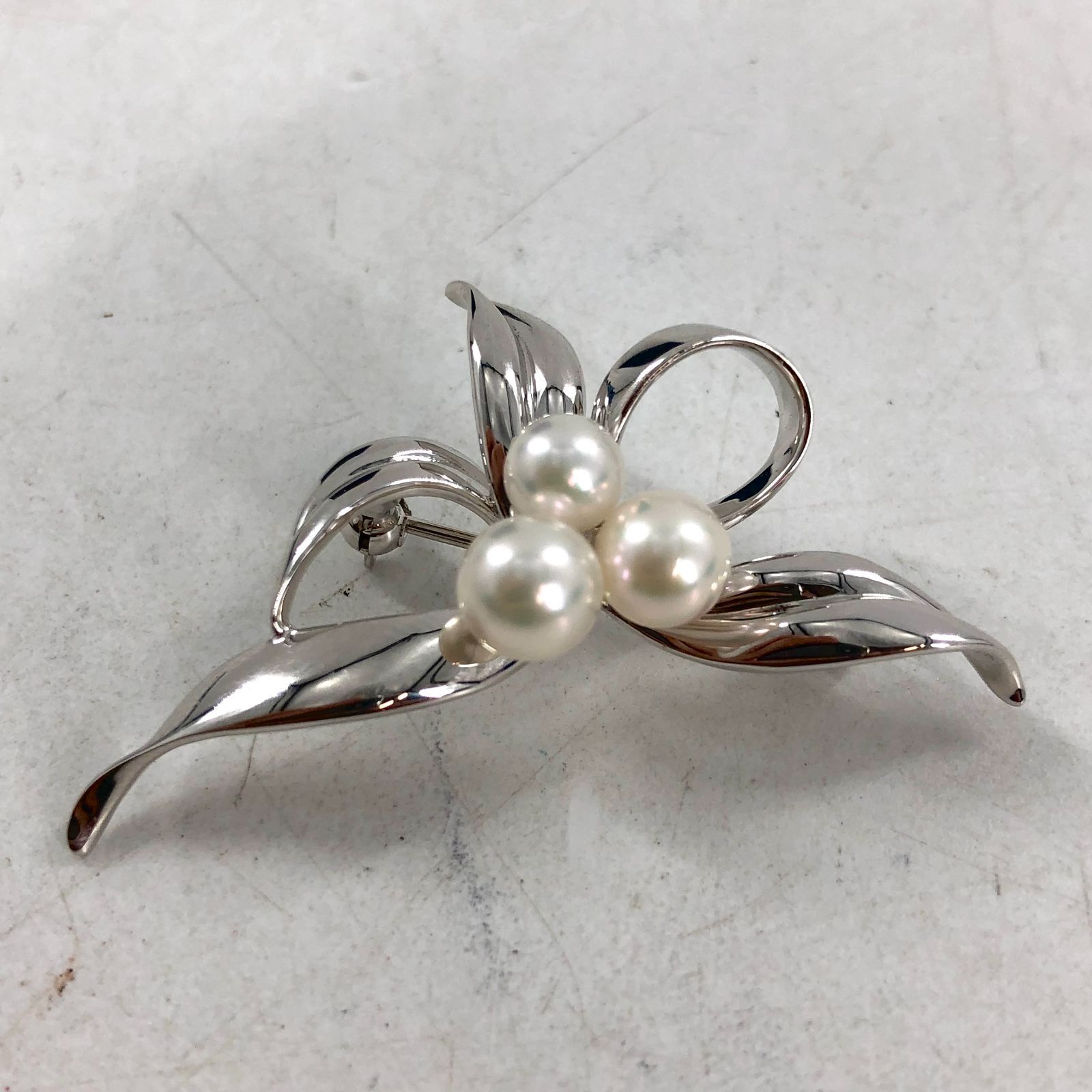 【新品未使用品】ミキモト パール ベビーパール ブローチ フラワー リボン MIKIMOTO ミキモト ブローチ ベビーパール リボン フラワー シルバー