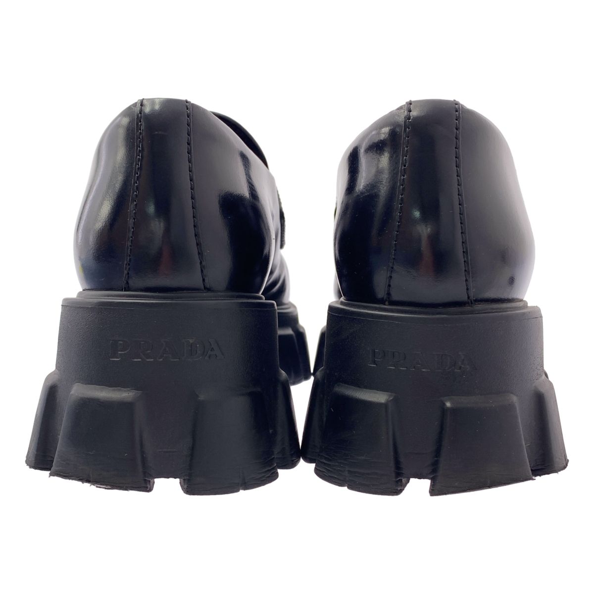 ブラッシュド レザー