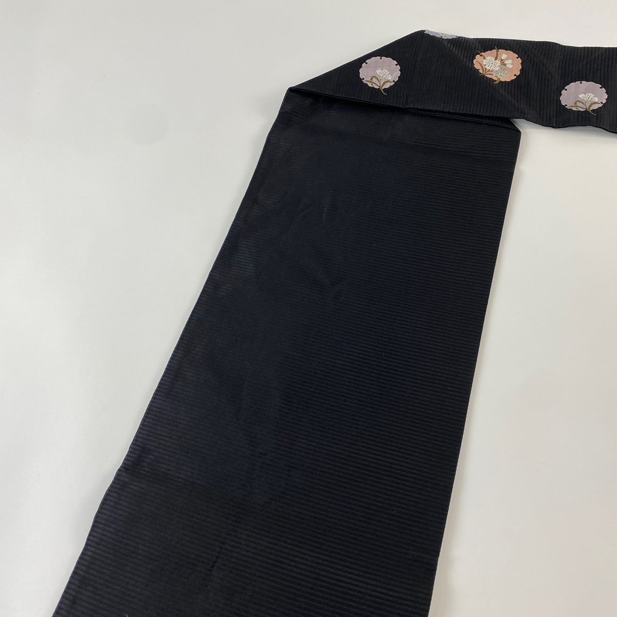 名古屋帯 秀品 夏帯 絽 雪輪 撫子 銀糸 箔 黒 正絹 【中古