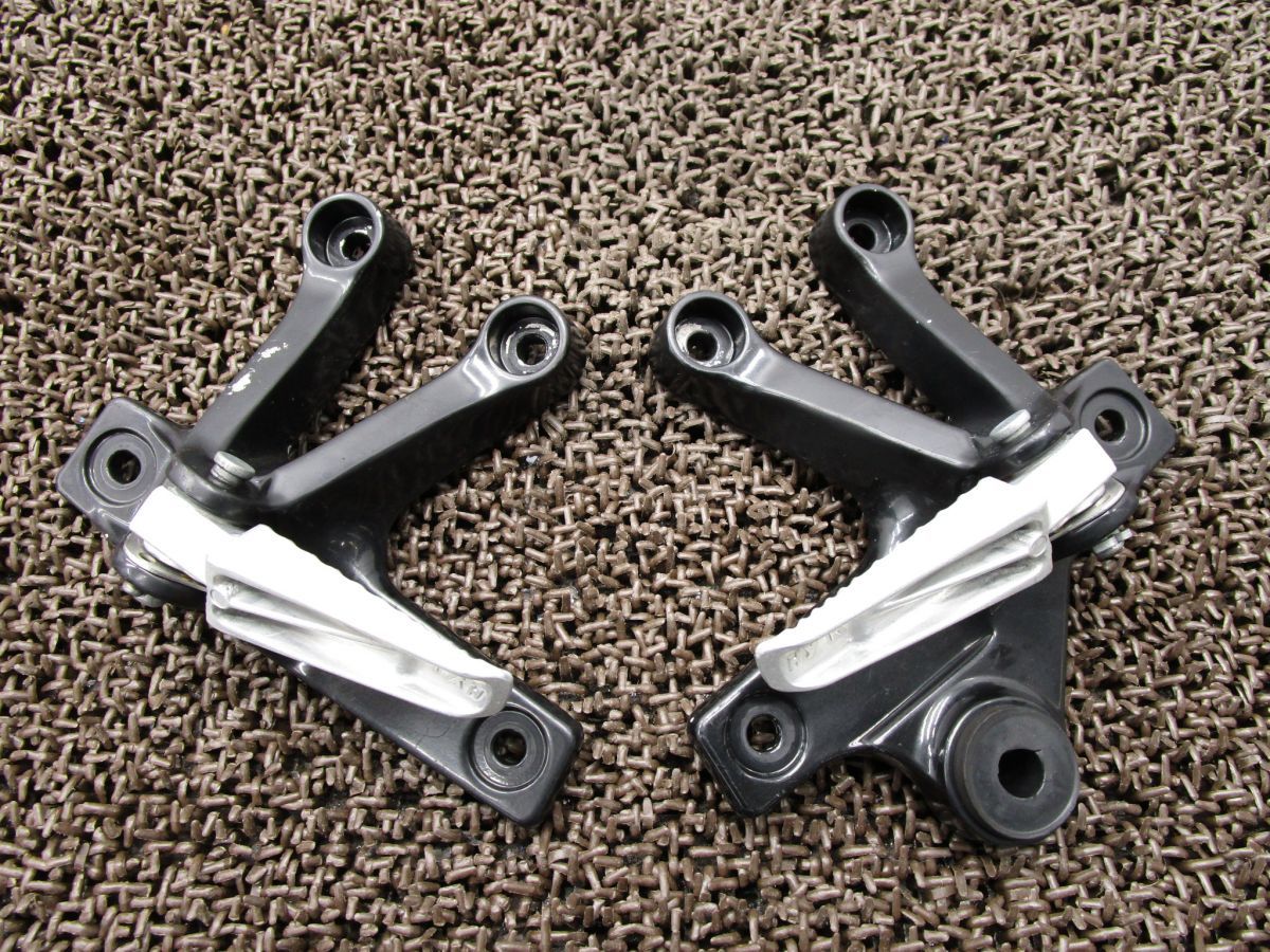 はな Vストローム250 タンデムステップ ステー 左右 ○A1685！DS11A スズキ