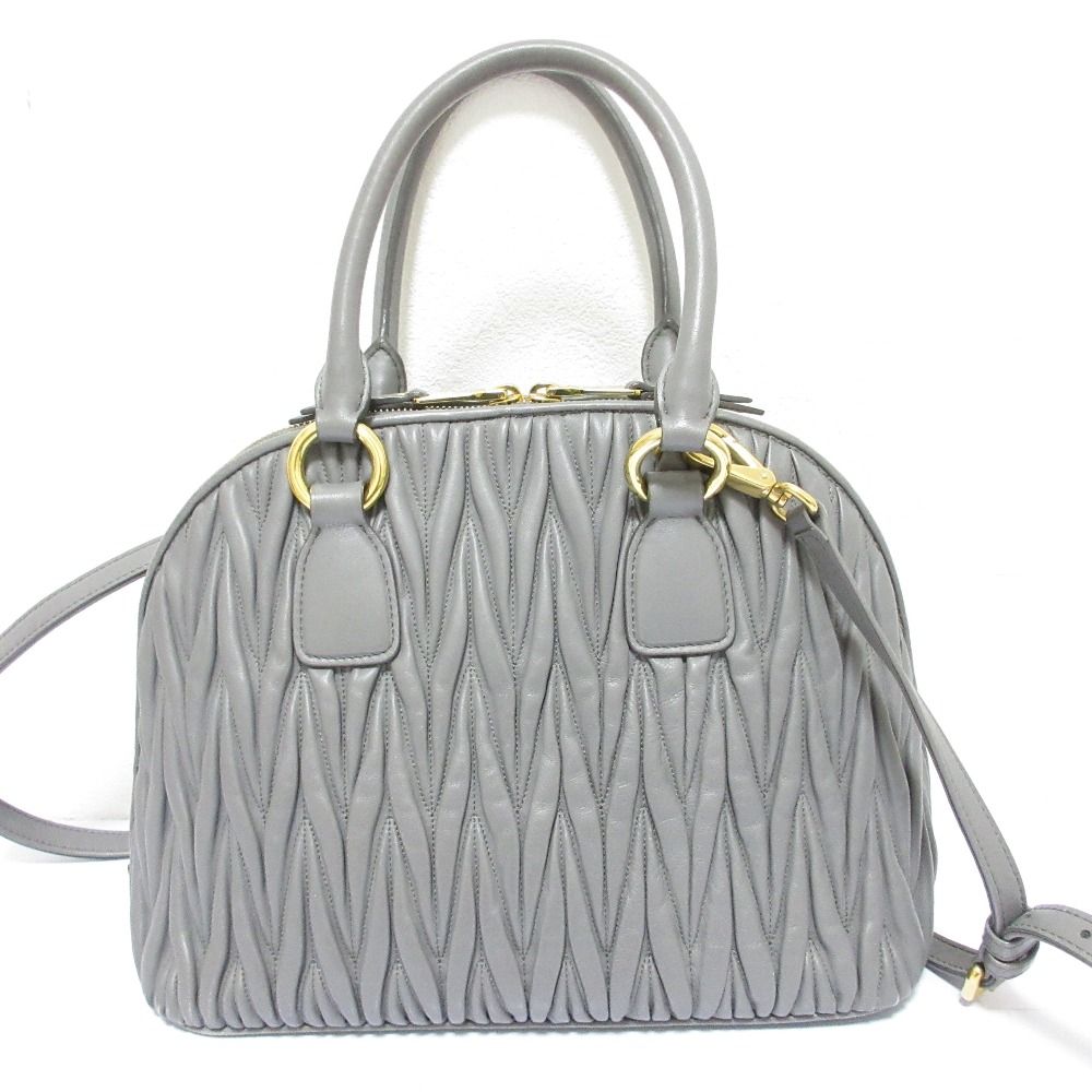 売れ筋がひ贈り物！ 良品 トートバッグ 2way レザー マテラッセ ミュウミュウ miumiu バッグ