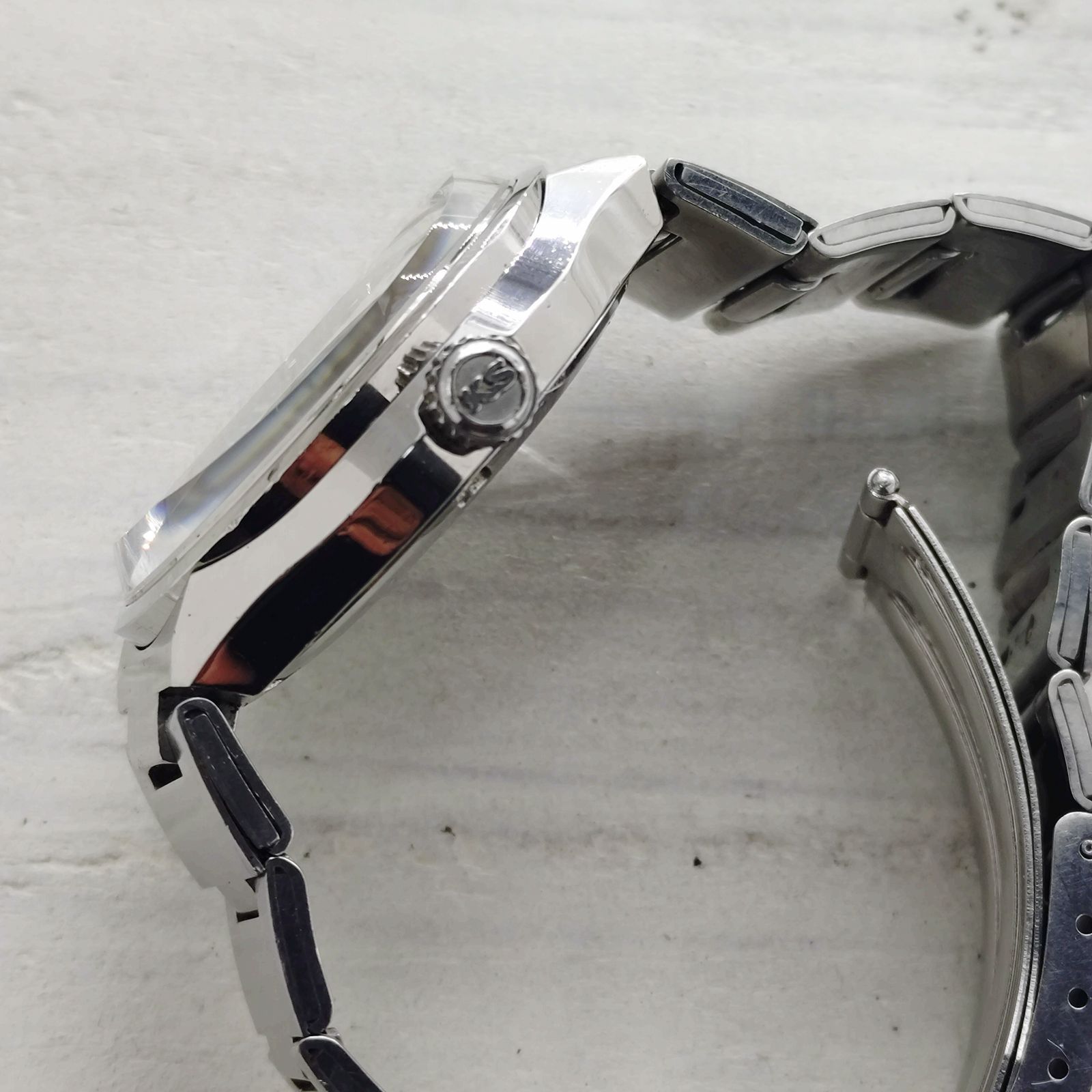 カレンダーパーツ金属製に交換済み キングセイコー