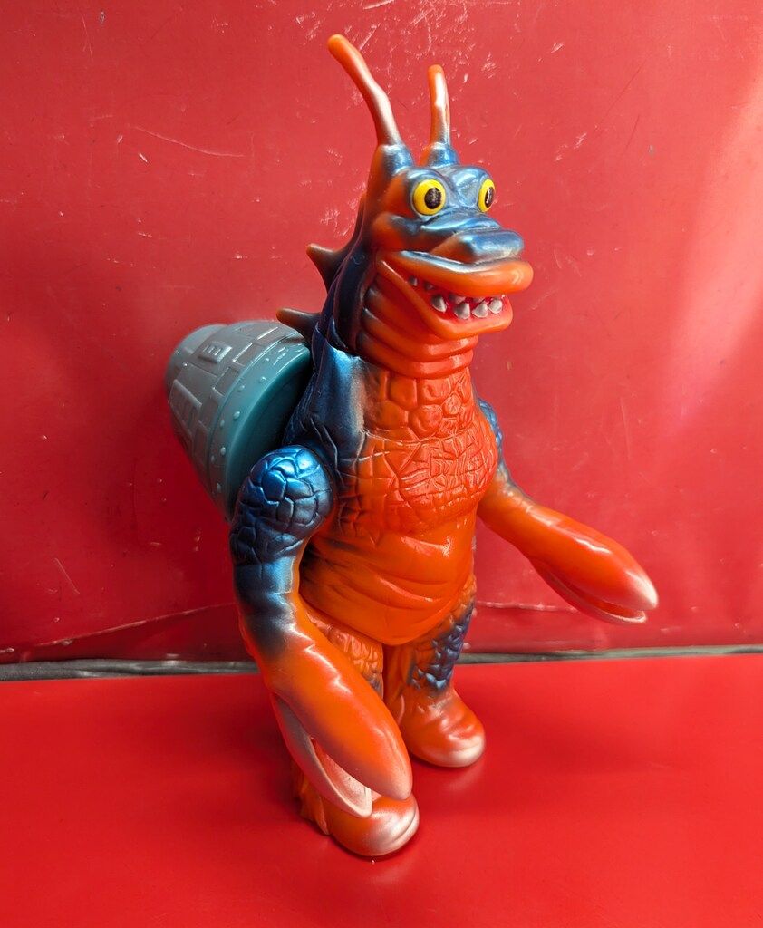 M1号 ブルマァクタイプの怪獣シリーズ ヤドカリン - メルカリ