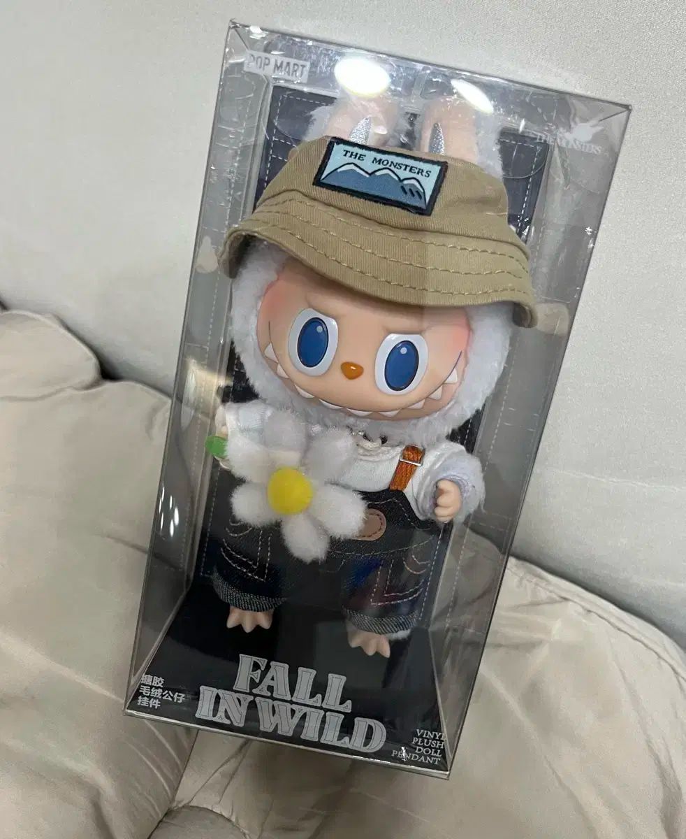 【雷市場（ポンジャン）商品韓国直送】 春に 血液 Labubu(ラブブ） キーホルダー 新品