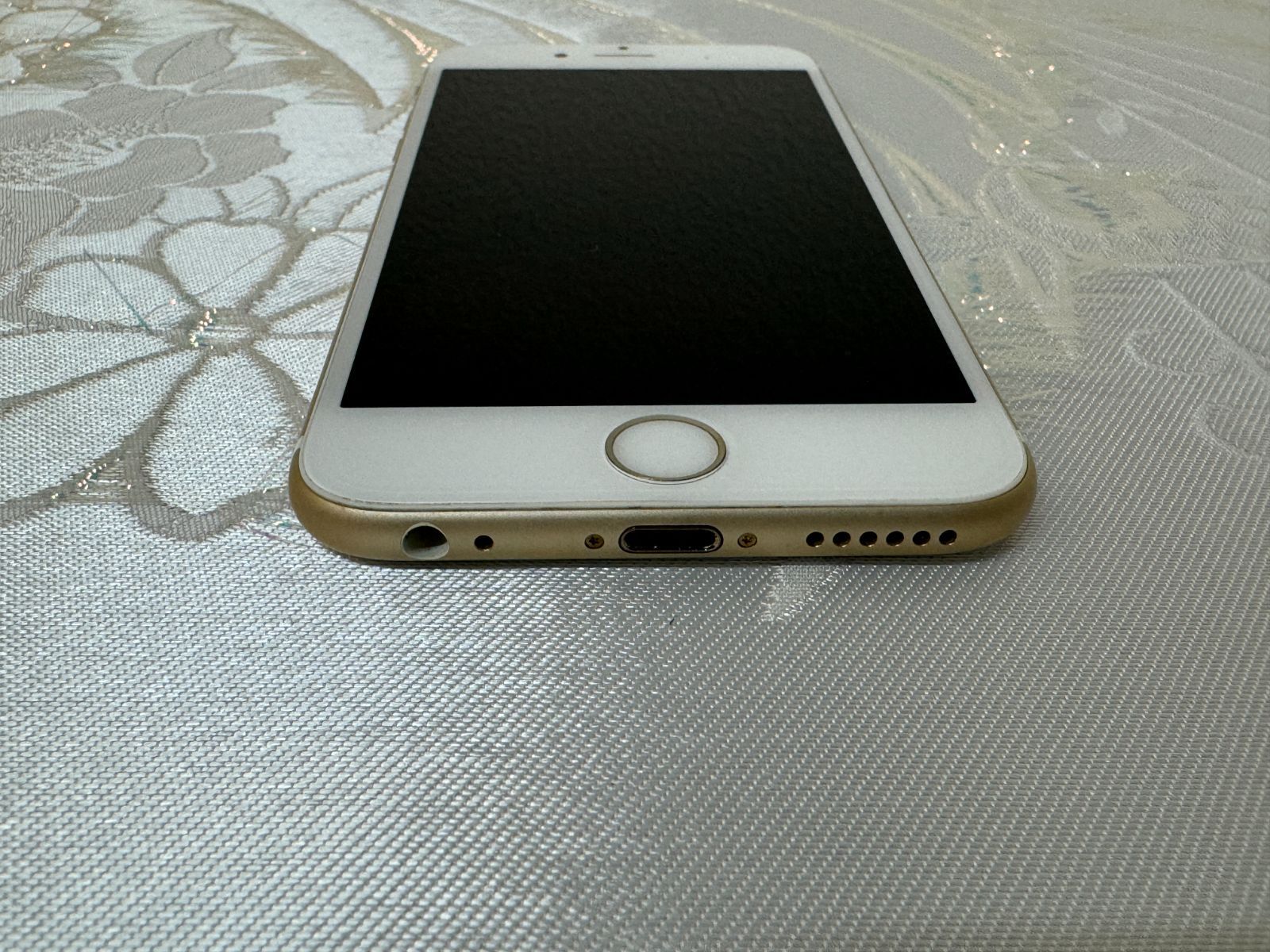 美品】iPhone 6s 16GB ゴールド MKQL2J/A 9061 - メルカリ