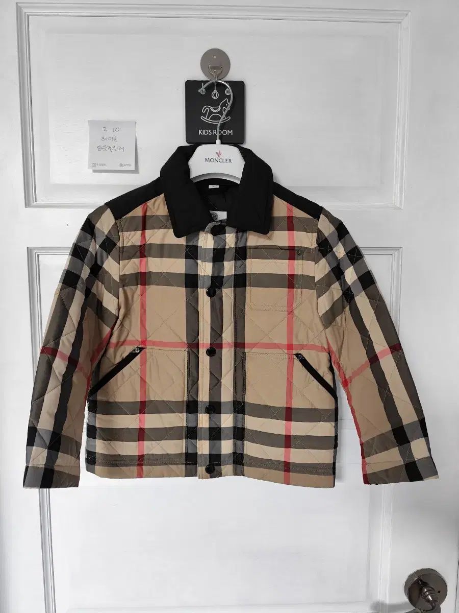 バーバリー キルティング ジャケット アウター 6Y 110 116 ピンク