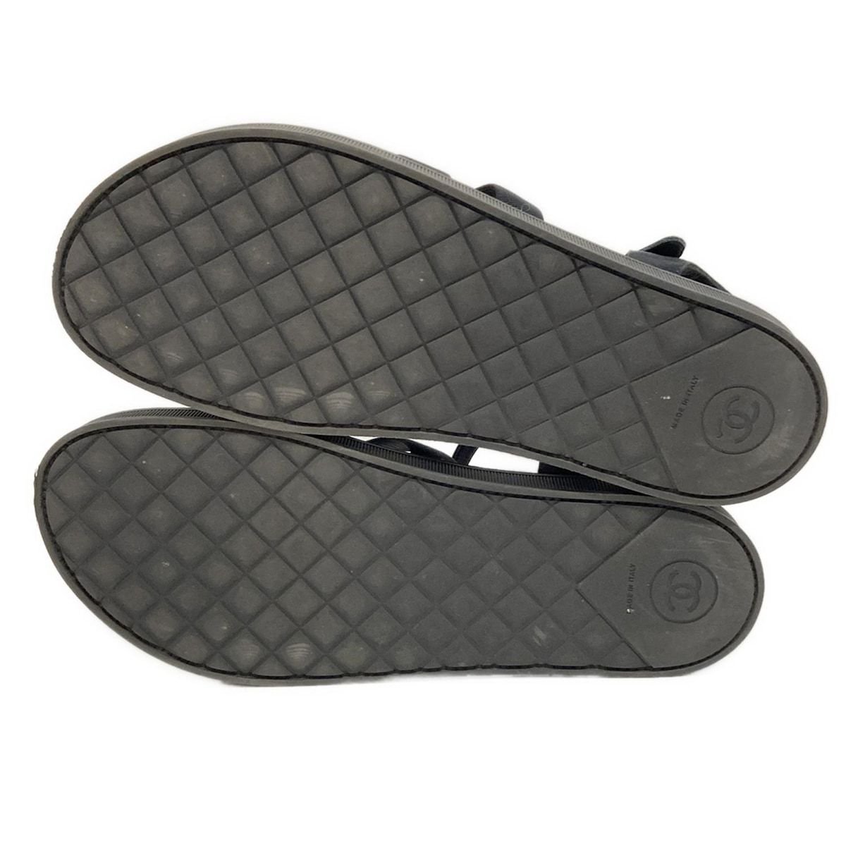 CHANEL(シャネル) サンダル 39 1/2 C レディース - G32359 黒 パール