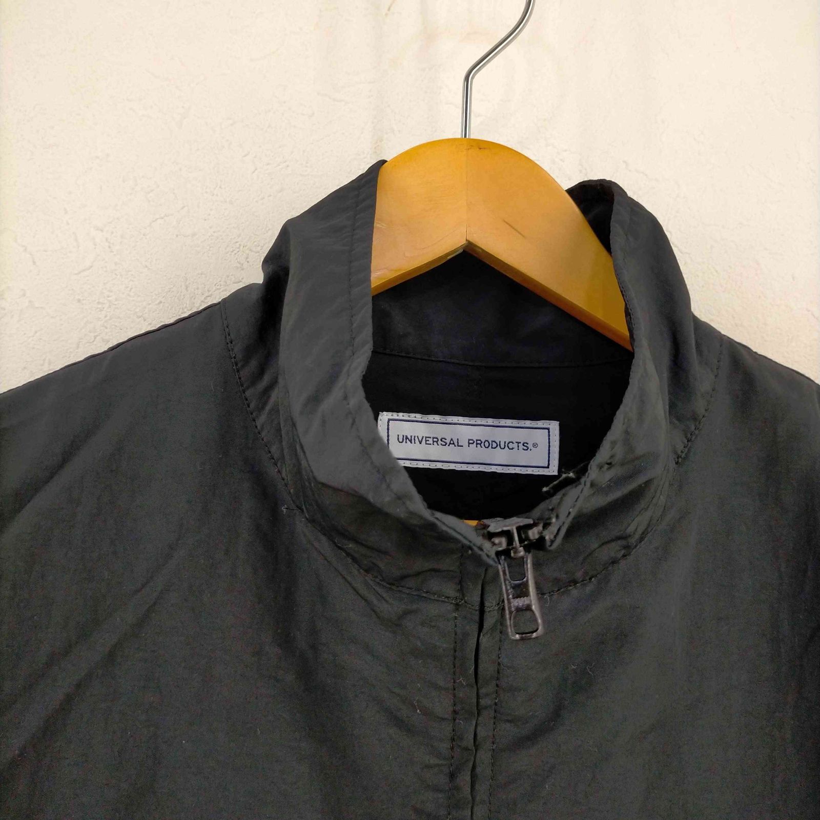 ユニバーサルプロダクツ UNIVERSAL PRODUCTS Nylon Track Jacket 