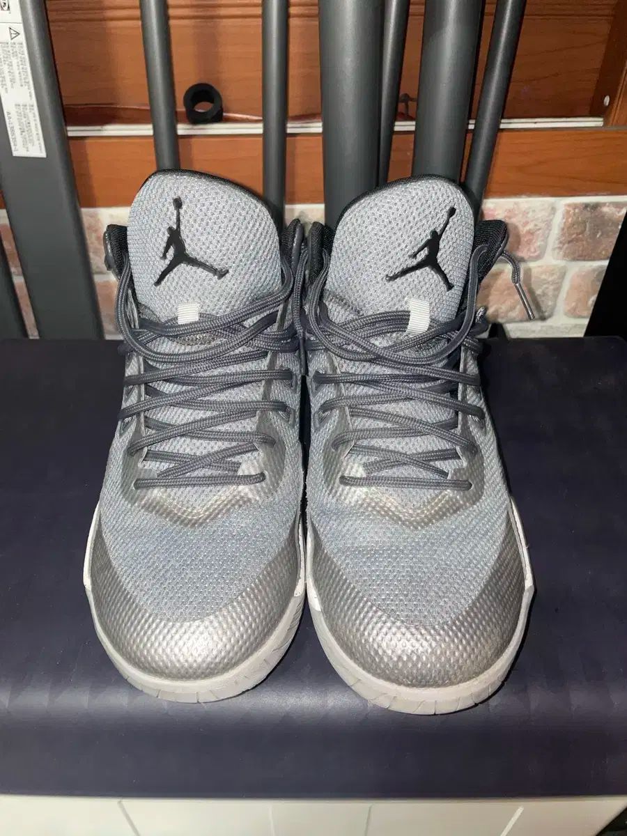 ヨルダン ( 275 ）