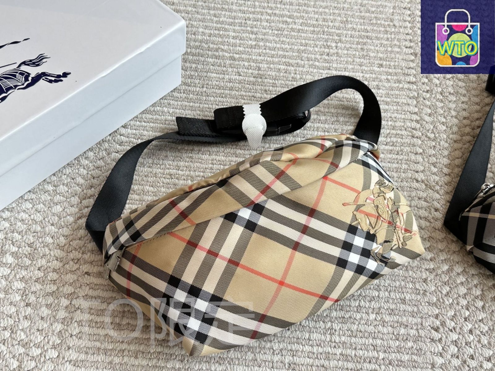 『極美品』バーバリー モノグラム ウエストバッグ 極美品』バーバリー モノグラム ウエストバッグ
