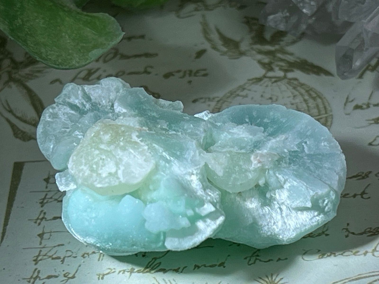 女神の石✨　ベビーブルー　アラゴナイト ラフストーン 原石 霰石 女神の石✨ ベビーブルー アラゴナイト ラフストーン 原石 霰石