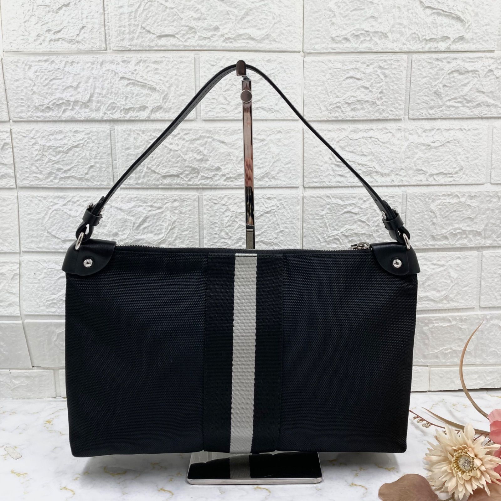 美品 BALLY バリー レザー ワンハンドル ハンドバッグ ブラック系 新品同様❣️ BALLY ❣️バリー ❣️キャンバス×レザー ワン