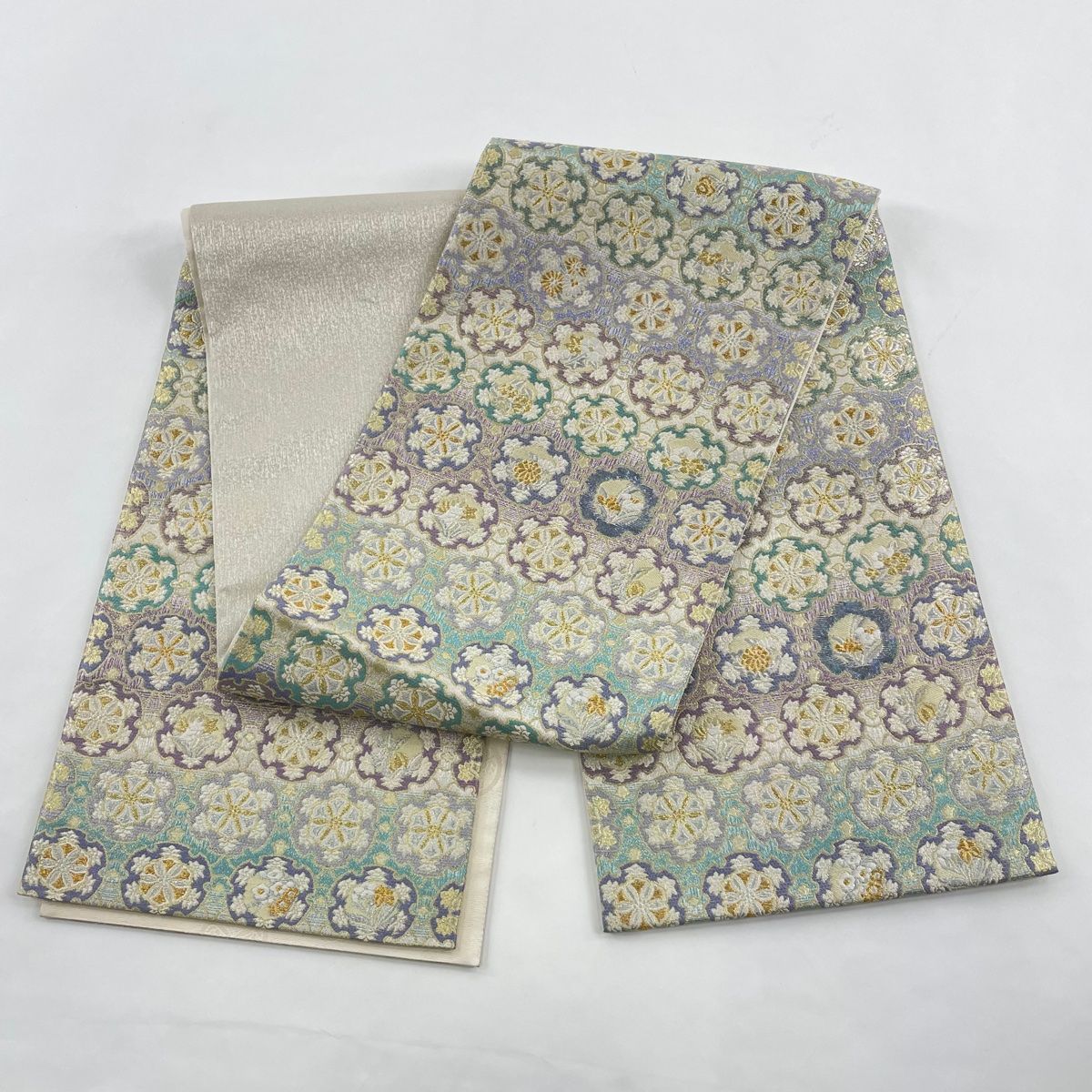 モダン＊粋！刺繍・花唐草箔散らし暈し染・金彩【正絹】逸品【未