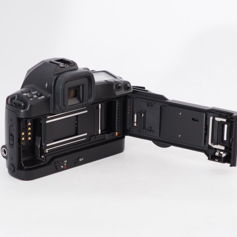 美品　Canon キヤノン EOS3 AFフィルム一眼レフ （ボディのみ） Canon キヤノン EOS-3 ボディ AFフィルム一眼レフ EOS3 - メルカリ