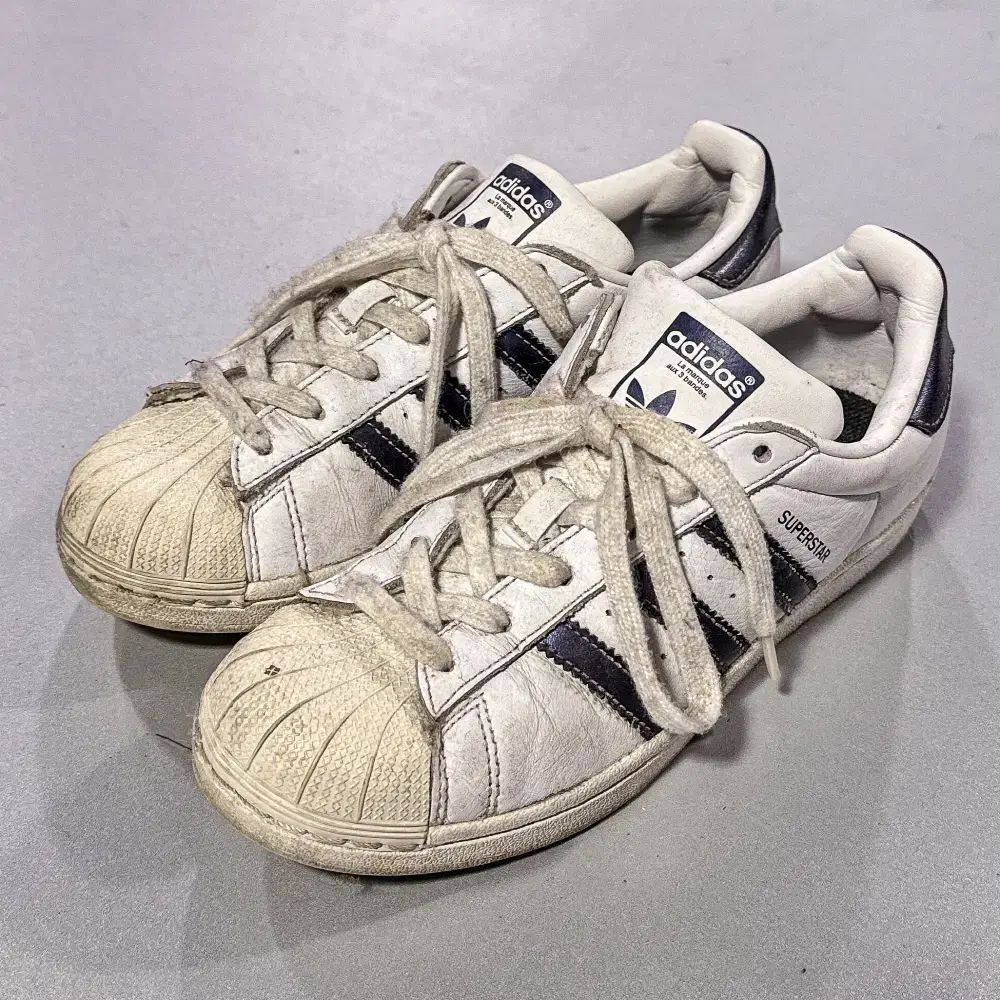 【雷市場（ポンジャン）商品韓国直送】 adidas(アディダス) スーパースター スニーカーズ （ 7 ） CE11