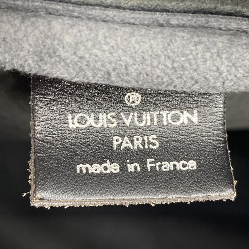 中古】LOUIS VUITTON ケンダルPM M30122 タイガ ブラック ルイ 中古】LOUIS VUITTON ケンダルPM M30122 タイガ ブラック ルイ