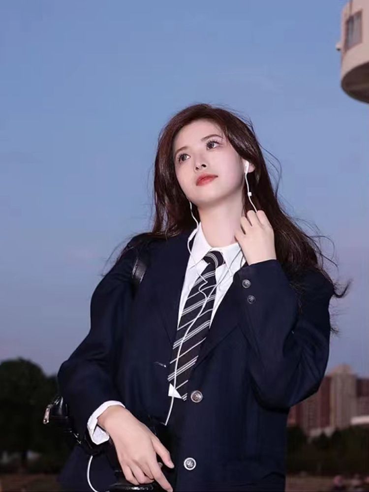 【新品・本物・正規品】 学生制服 5点セット セーラー服 JK制服 本格制服 長袖 ジャケット シャツ ネクタイ ショート丈 スカート コスプレ コスチューム 高校生 学生 制服 学園祭 文化祭 仮装 フォーマル 通学 入学式 卒業式 senyu06 霞むような