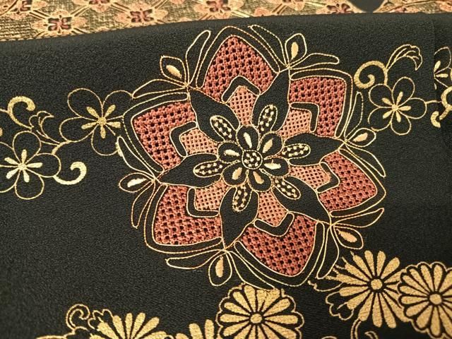 ハ*☆様 新品 刺繍 唐草 着物“面影留めて大人が香る”正絹 仕付け糸付 訪問着 新品 刺繍 唐草 着物“面影留めて大人が香る”正絹 仕付け糸付