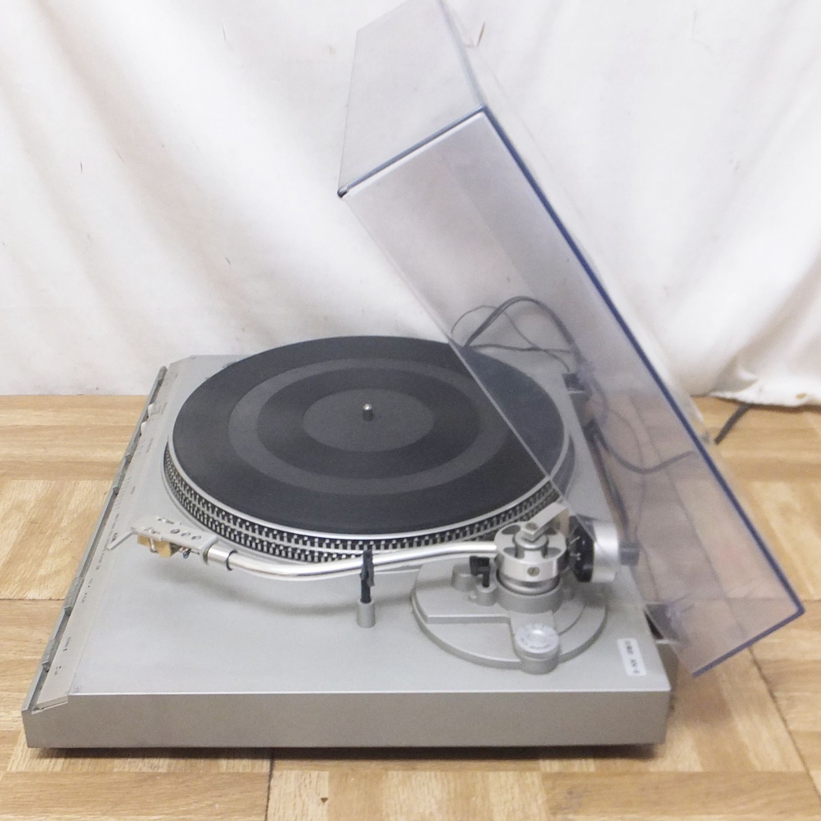 ターンテーブル