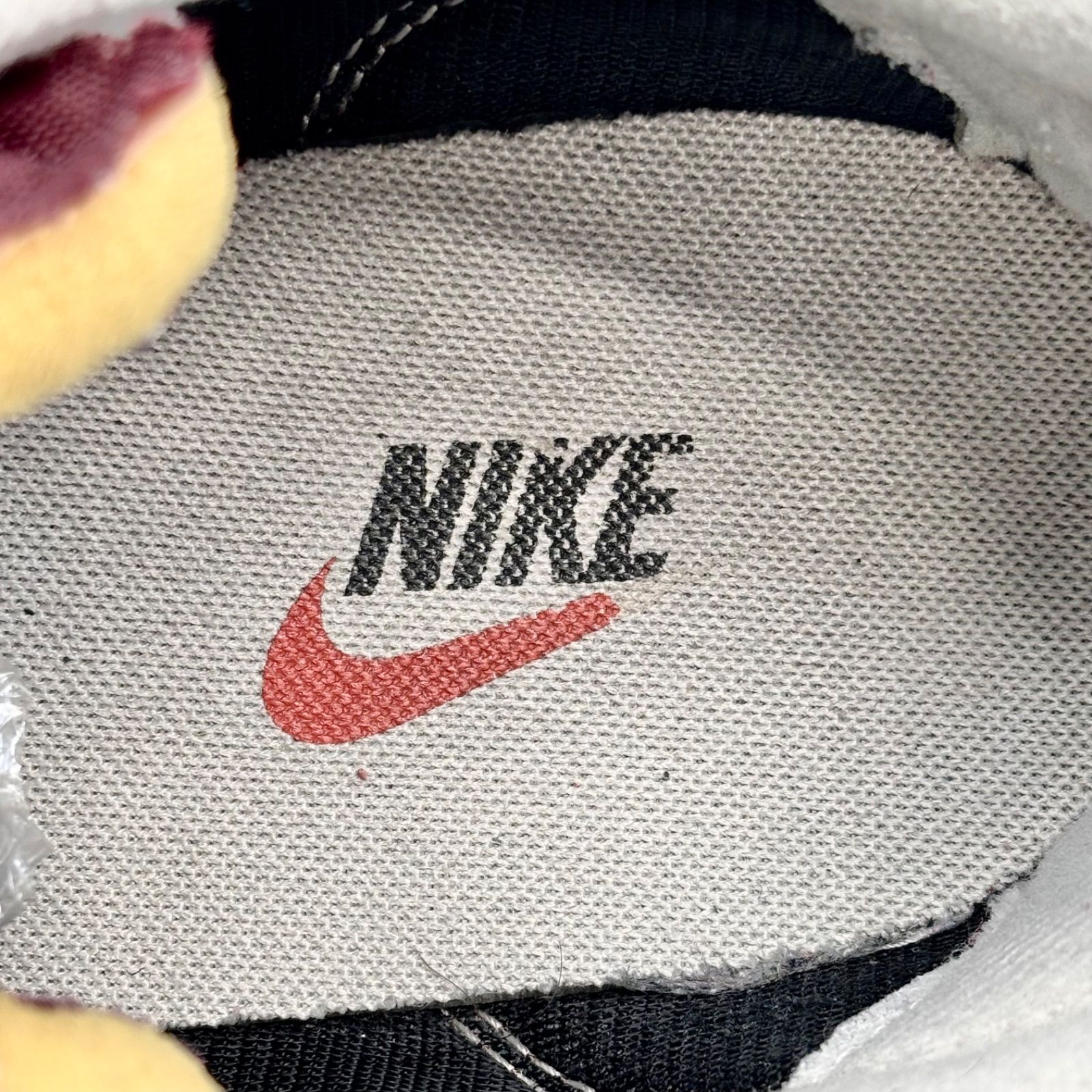 ナイキ NIKE □【 Waffle Trainer 2 SE Burgundy Crash/Sail ナイキ NIKE □【 Waffle Trainer 2 SE Burgundy Crash/Sail