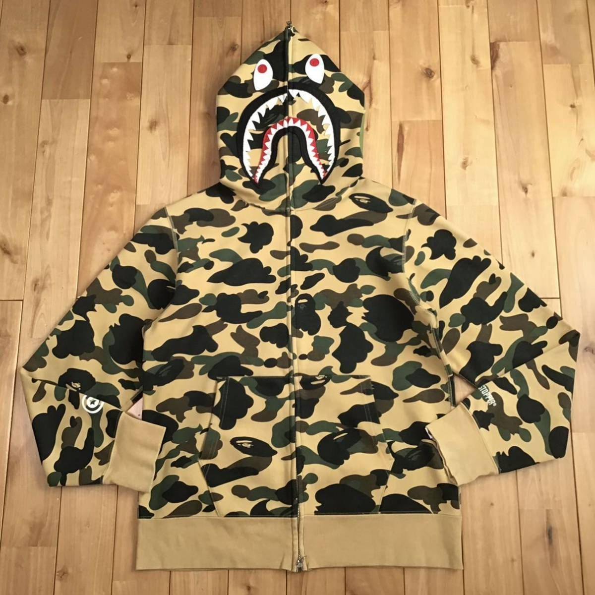 アベイシングエイプ　シャークパーカー bape windstopper Windstopper 1st camo yellow シャーク パーカー Lサイズ shark full