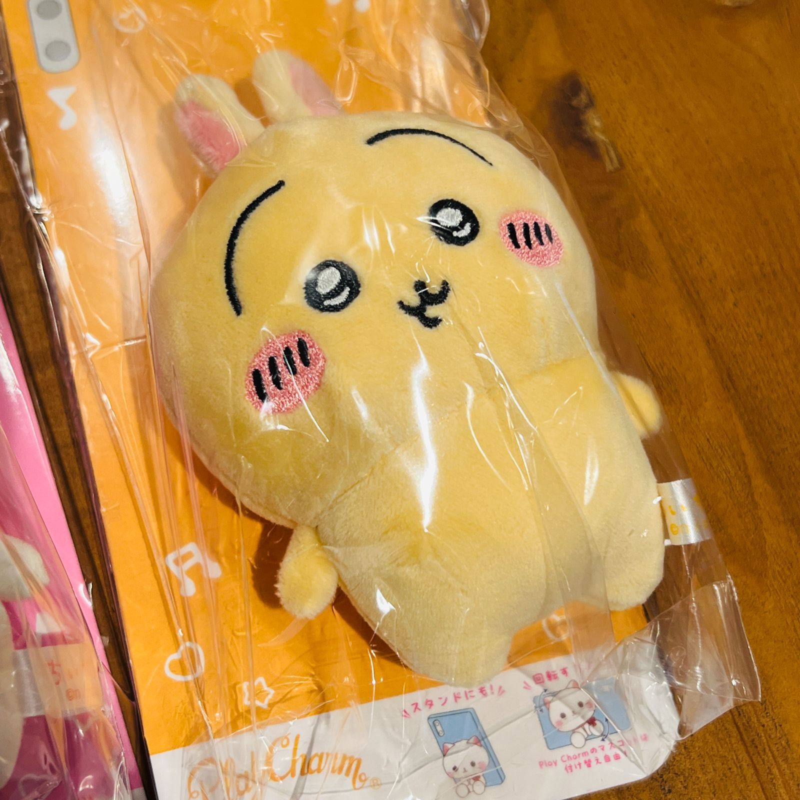 新品6種セット】ちいかわ スマホにくっつくプレイチャーム