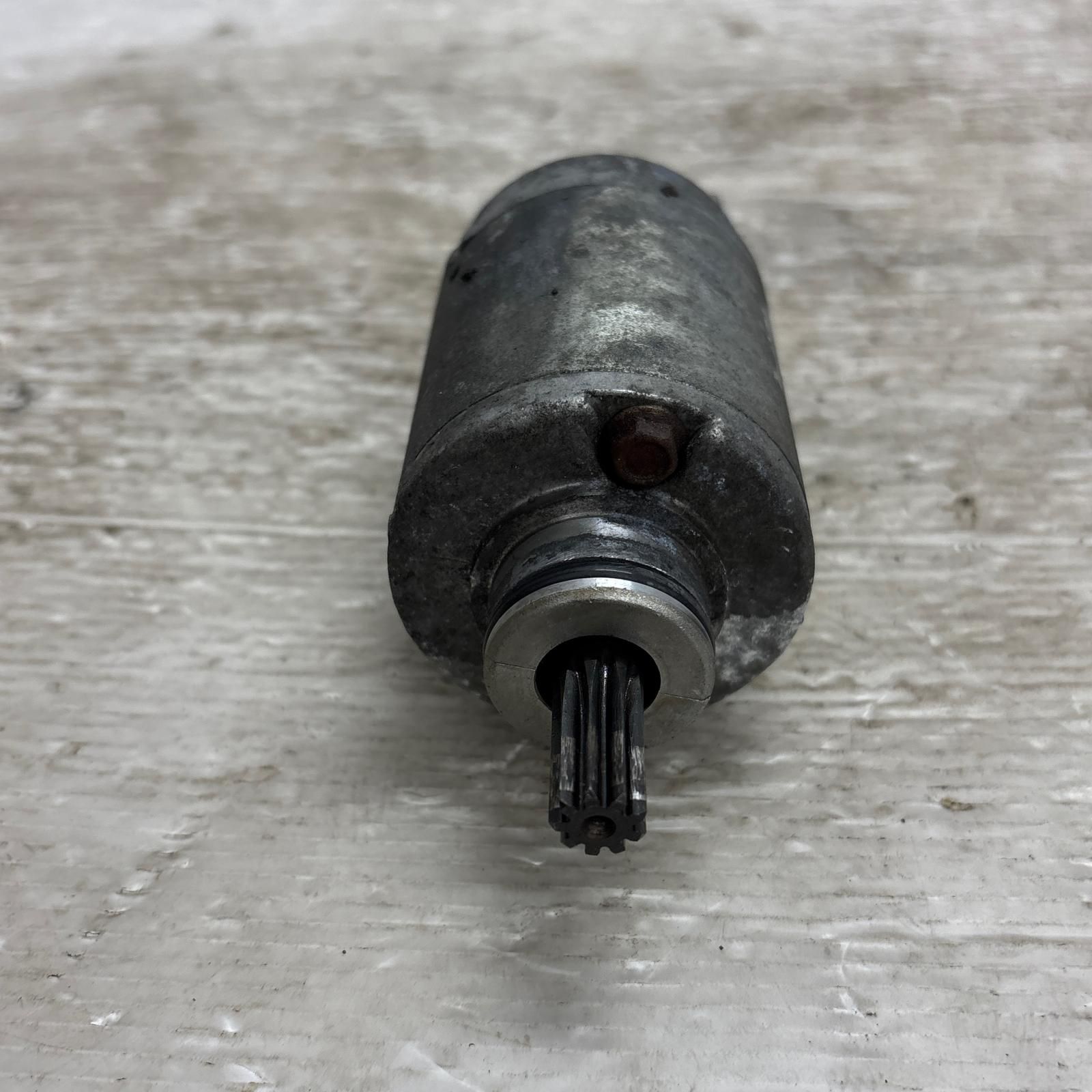 バリオス、バリオス2型、GSX250FX セルモーター動作確認済み 綺麗バリオス、バリオス2型、GSX250FXのセルモーター