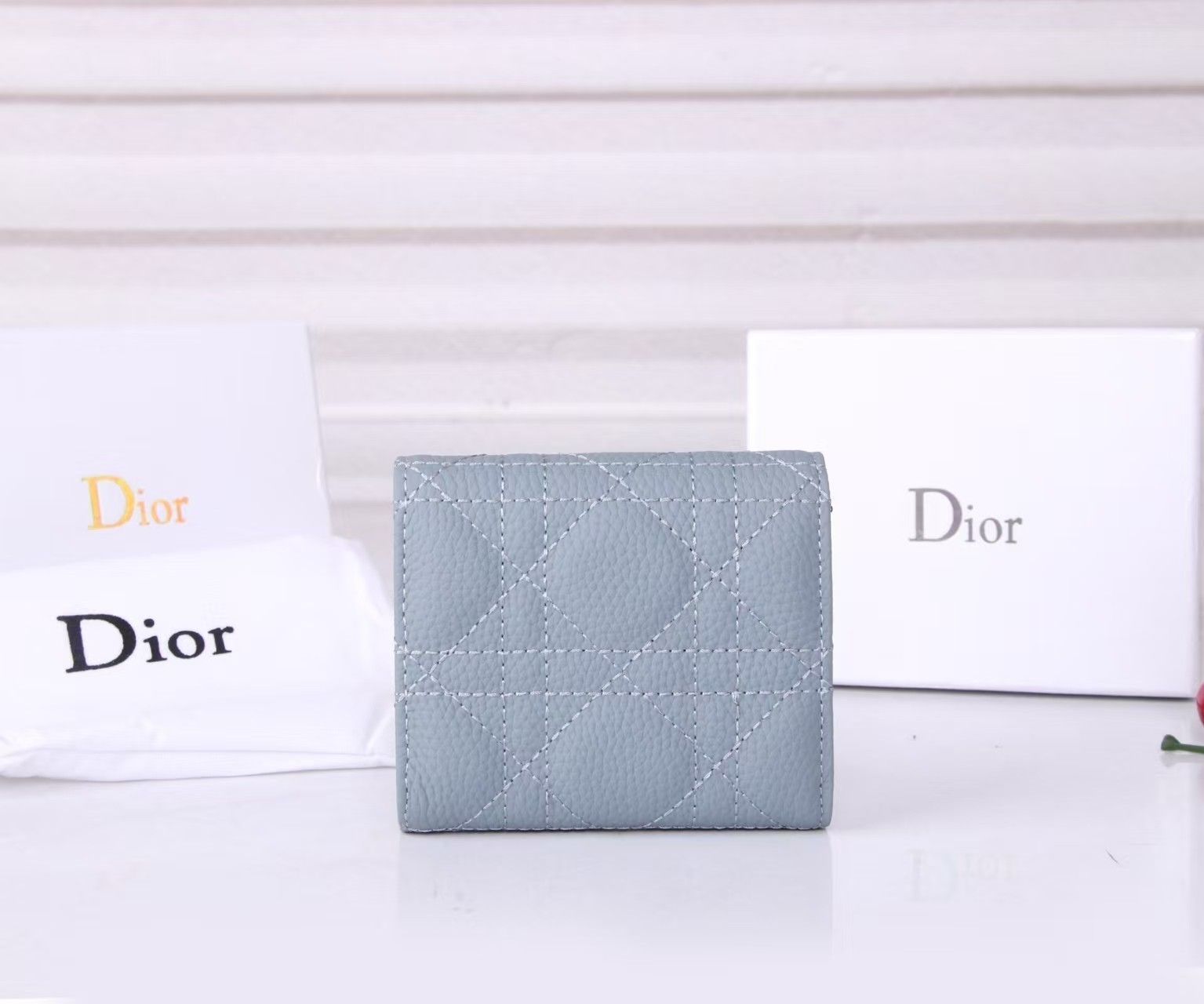新品未使用 DIOR 財布[本日特価|新品未使用品] - メルカリ