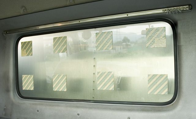 ファイブスターギガ寝台ガラス　　ネコネコ ファイブスターギガ寝台ガラス ネコネコ いすゞ ファイブスター ギガ