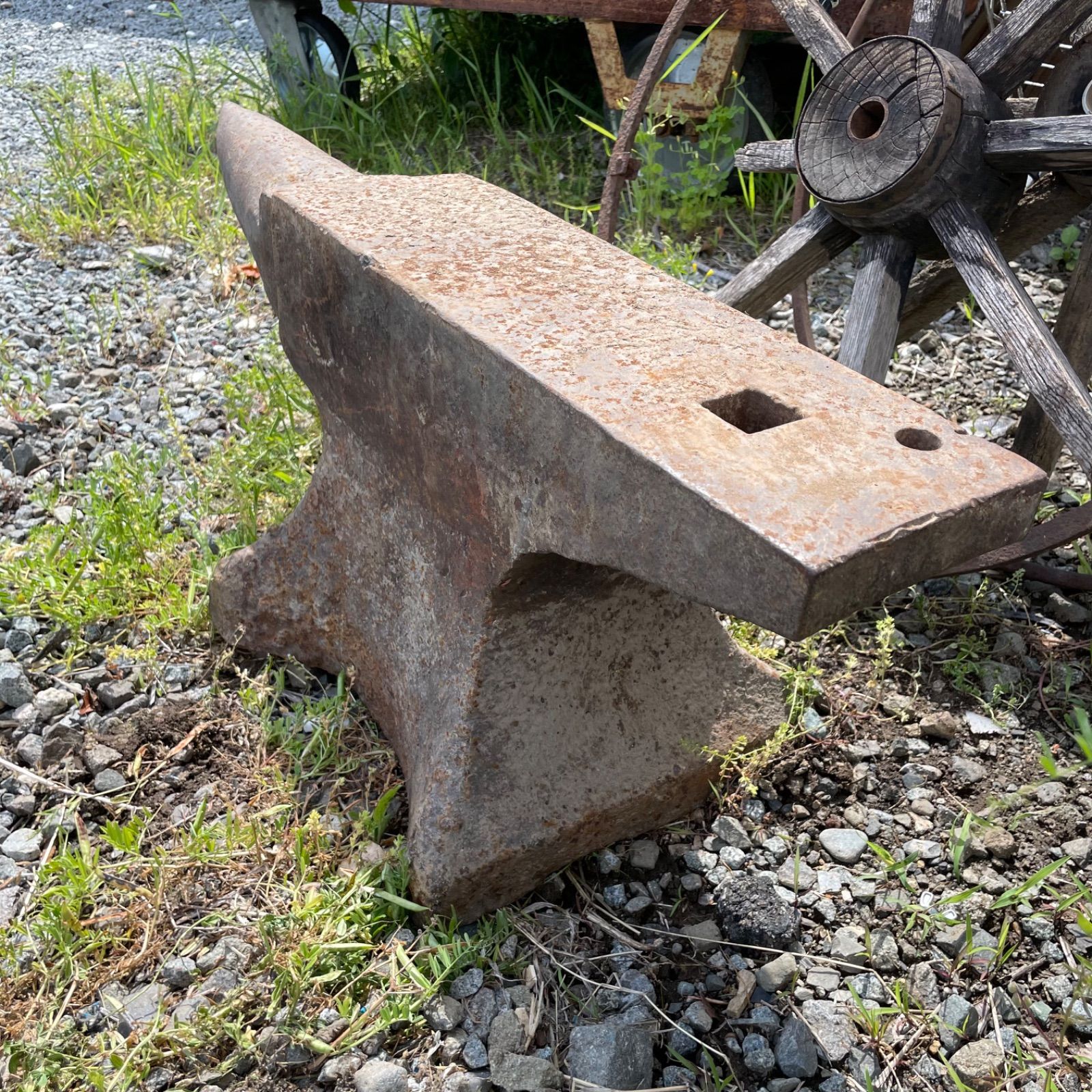 アンビル鉄　金床 アンビル 約 25キロ 角型金床 作業台 かなとこ 鳥口付き ツノ付