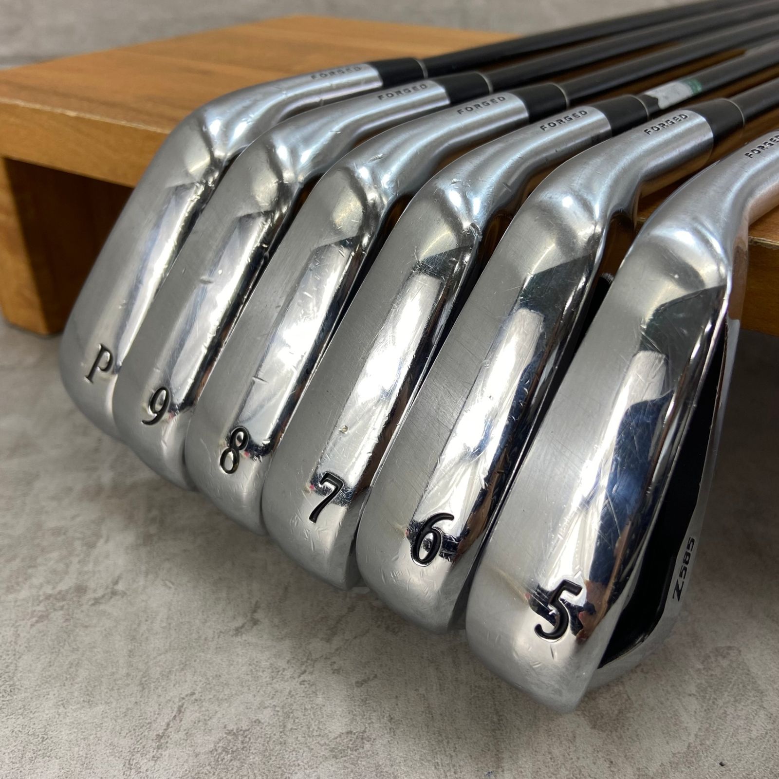 スリクソン Z585 メンズゴルフ アイアンセット 6本 右利き用 6S SRIXON