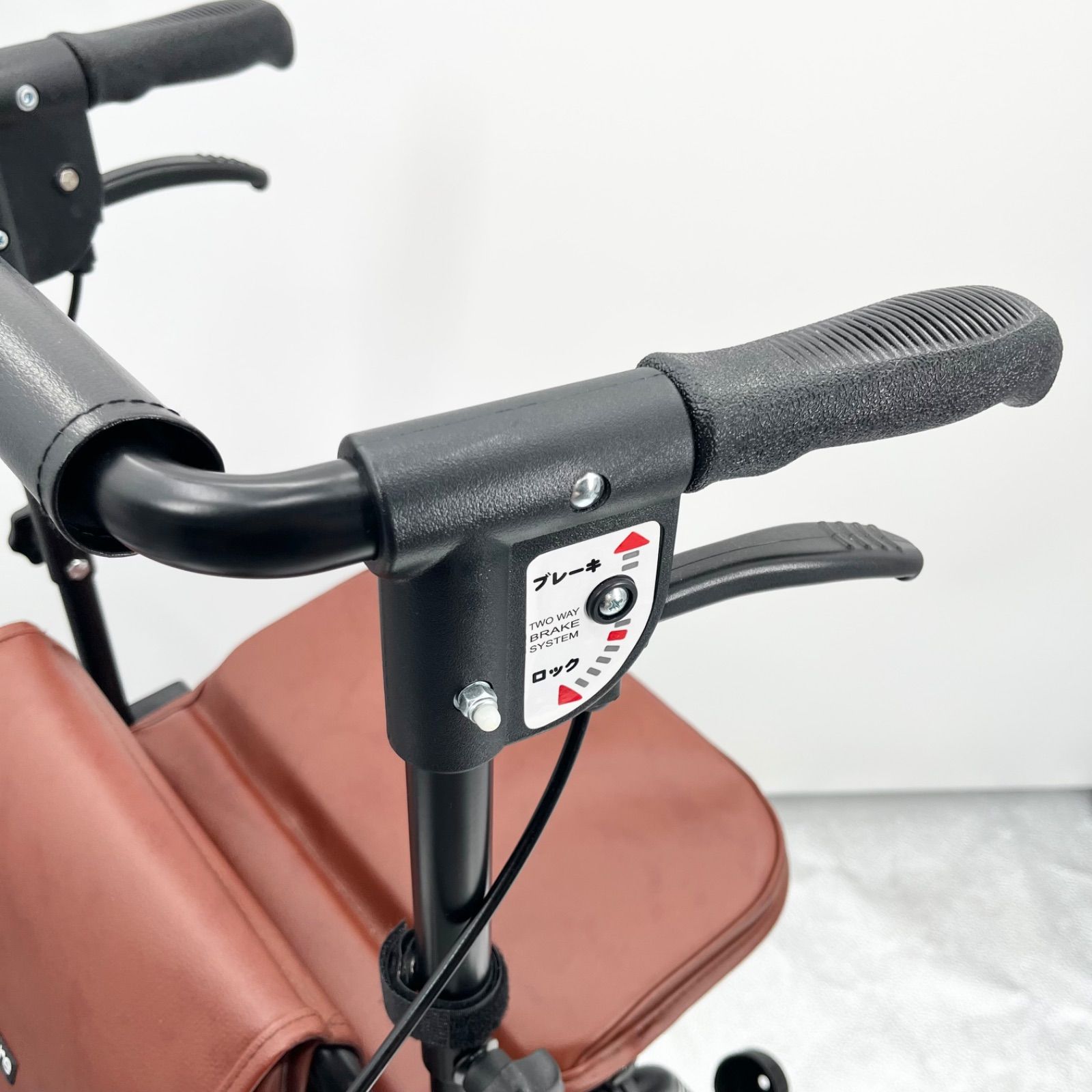 目立った傷や汚れなし☆actmore アクトモア ファイン Mサイズ シルバー