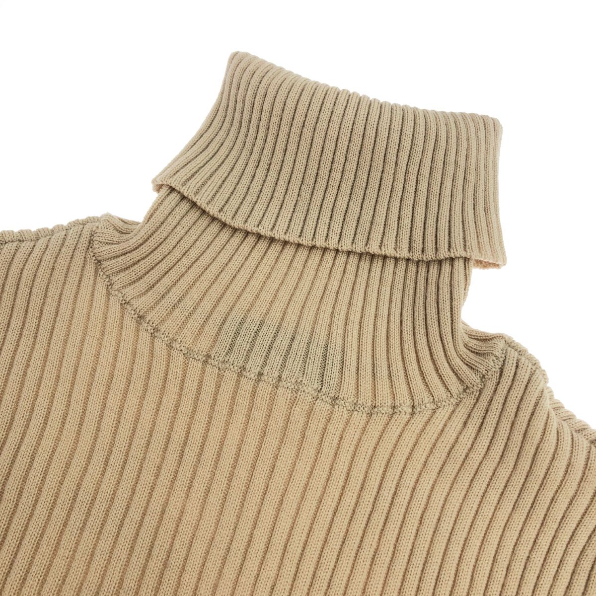 良好 BURBERRY バーバリーブルーレーベル タートルネック 長袖 ニット サイズ:38  ベージュ  レディース 　241005005416 良好 BURBERRY バーバリーブルーレーベル タートルネック 長袖 ニット